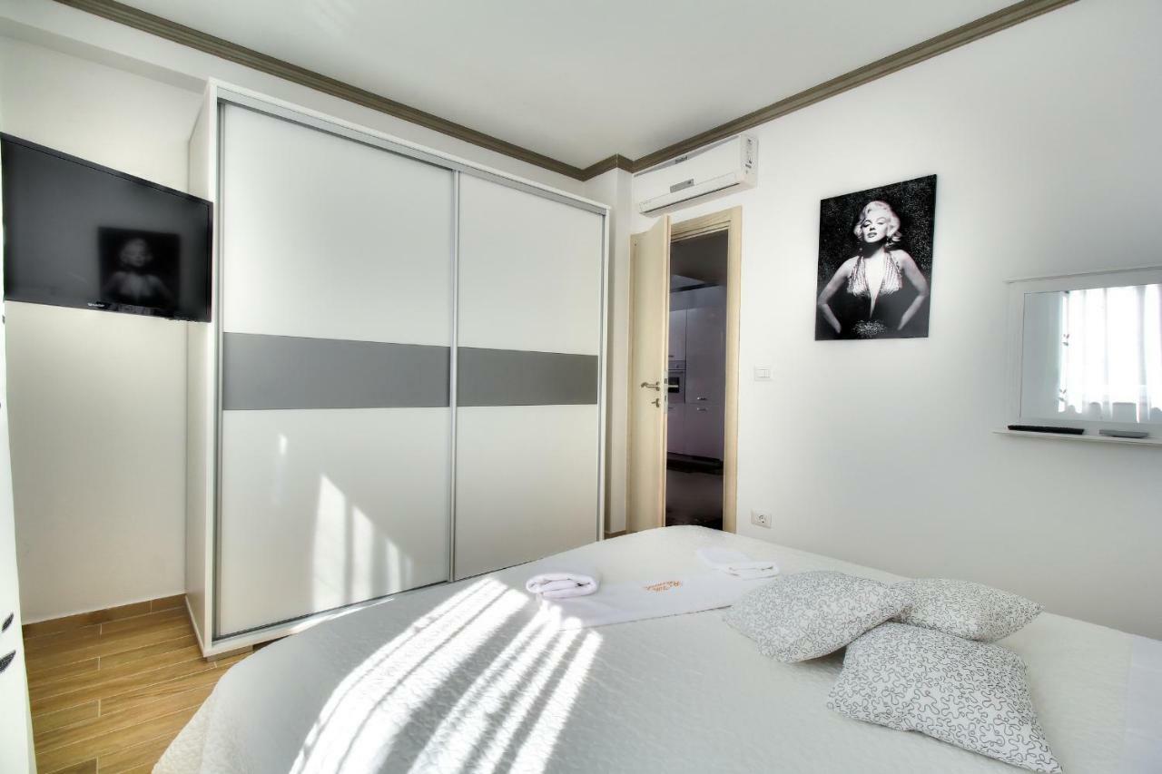 Apartment Riccardo *